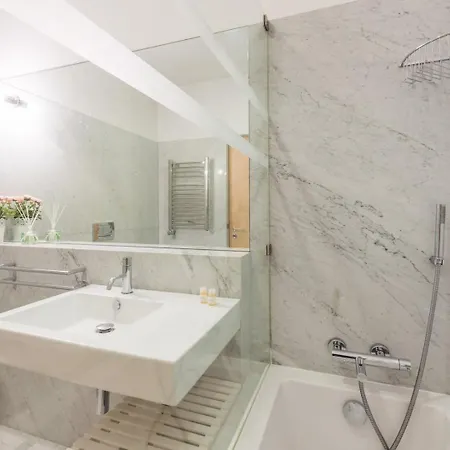 Apartment Guestready - Modern Near Douro River
